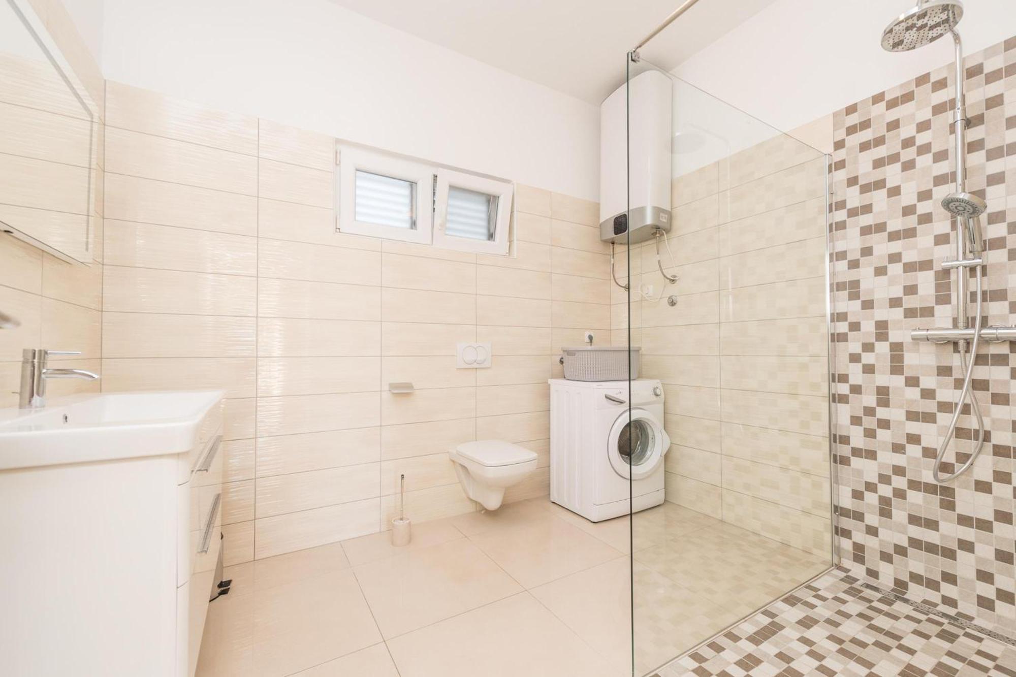 Family Friendly Pool House Ana - Happy Rentals Bibinje Exterior photo