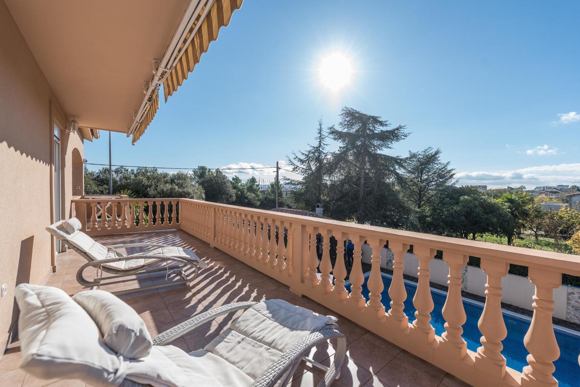 Family Friendly Pool House Ana - Happy Rentals Bibinje Exterior photo